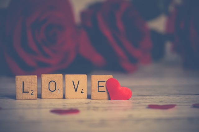 Amuletos de Amor: Potencia tu Vida Romántica
